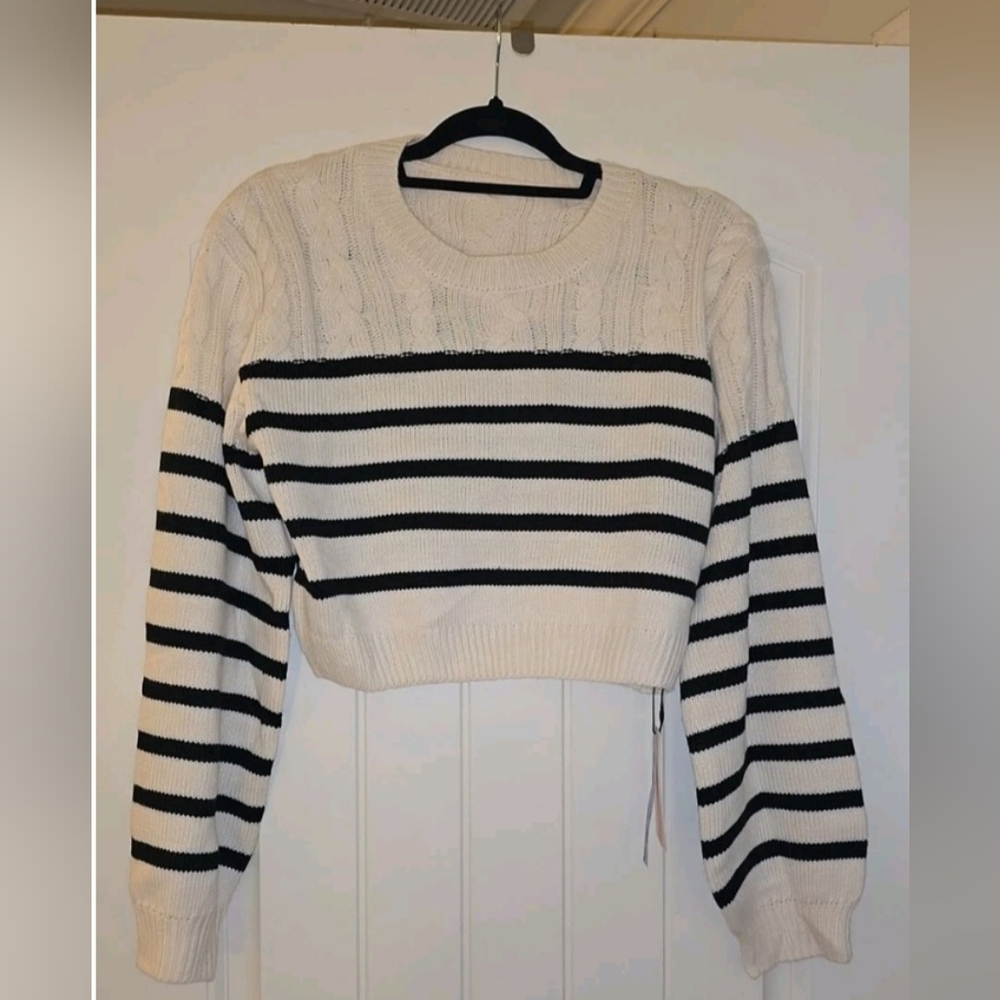 Cider Striped Knit Pullover Sweater Cream Black Crew Neck Long Sleeve Size M